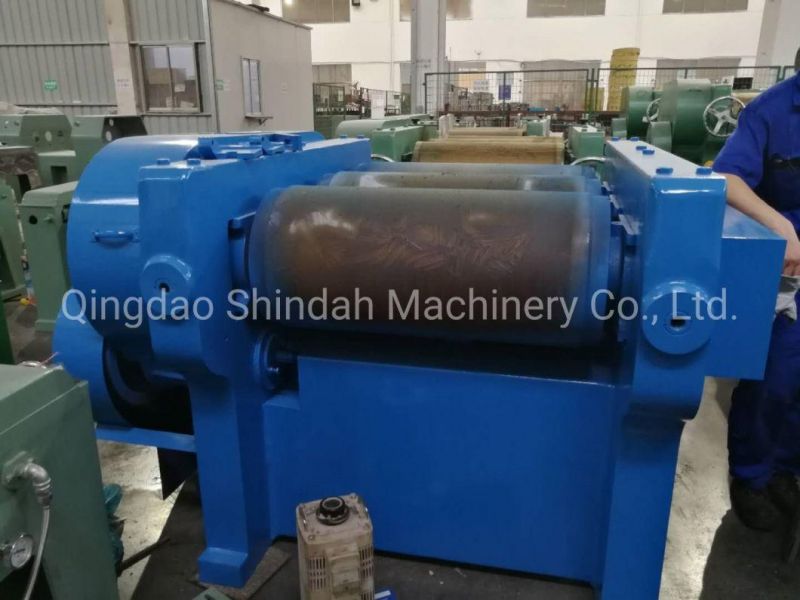 Super Hard Alloy Rollers Triple Roller Mill with Feeding System